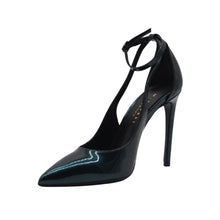 Décolleté in vernice