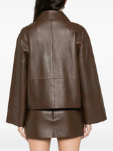 GIACCA IN PELLE CON BOTTONI