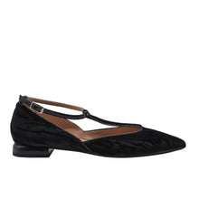 Ballerina in velluto nero