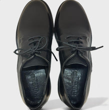 Hundred scarpa allacciata