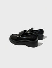 A. Jurnò mocassino nero