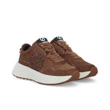 SNEAKER NO NAME