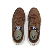 SNEAKER NO NAME