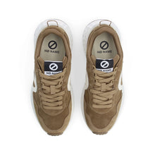 SNEAKERS  NO NAME