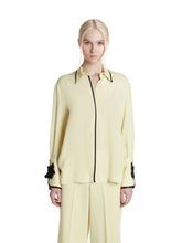 CAMICIA CON DETTAGLI A CONTRASTO