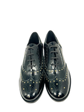 Scarpa allacciata in vitello