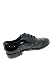 Scarpa allacciata in vitello