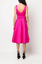 Abito con cintura P.a.r.o.s.h.