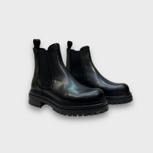 Black True Beatles t moro