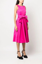 Abito con cintura P.a.r.o.s.h.